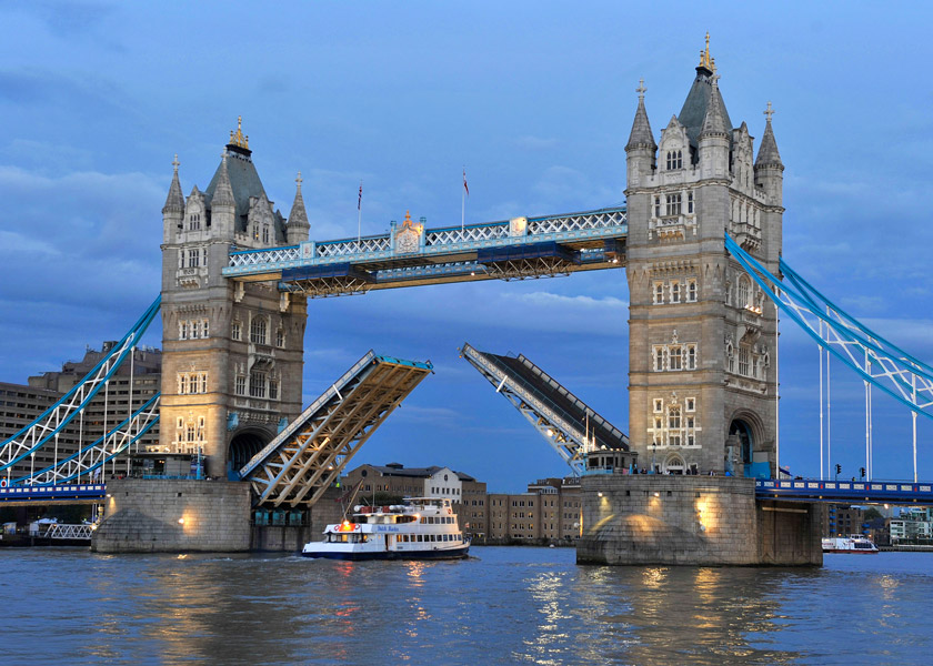 Tower-Bridge