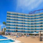 Rialto Beach Hotels