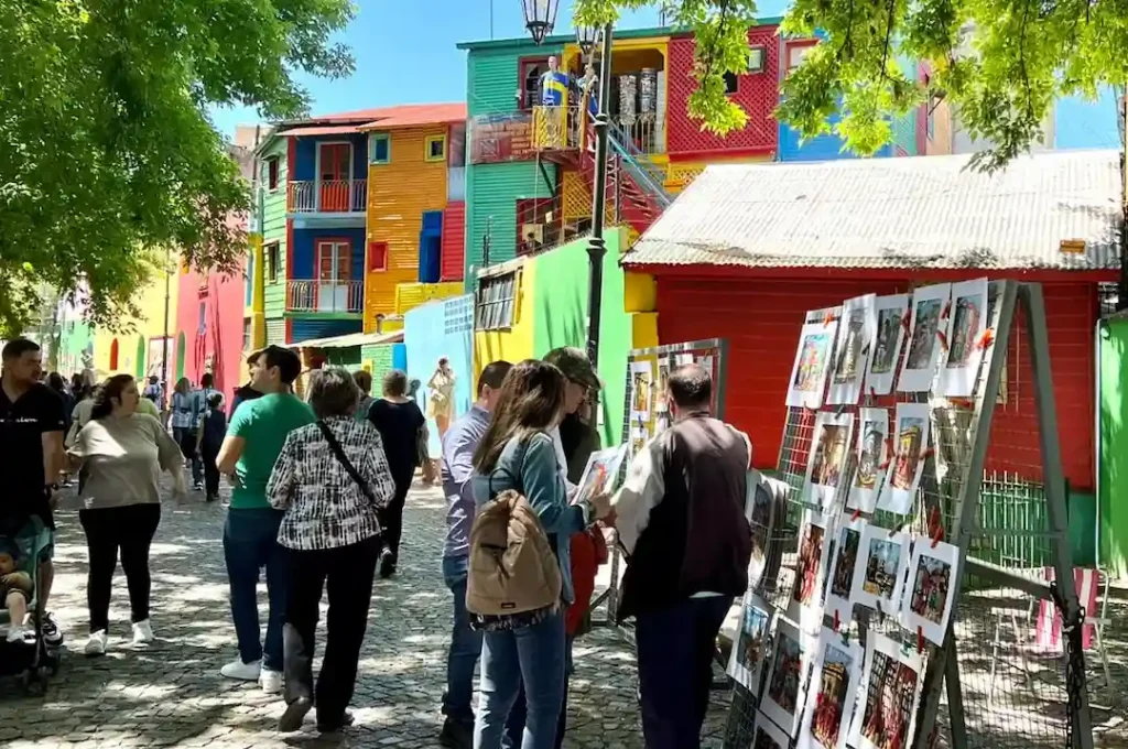 Vibrant Streets of Buenos Aires